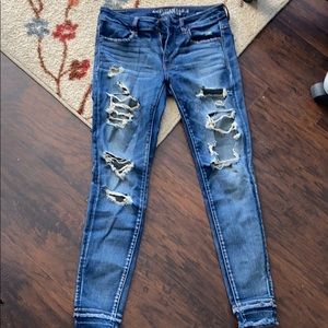 American eagle size 6 jeans